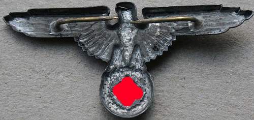 Unmarked zinc cap eagle