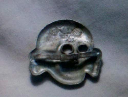 Late war Totenkopf SS runes marked 155/38: real or fake?