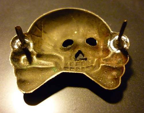 Is the real or fake SS Skull?