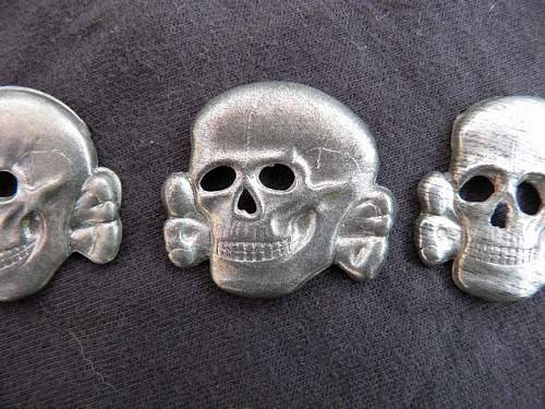 Three Assmann skulls, real or fake?