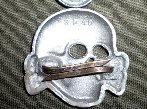 SS Totenkopf SP40 badge (real?)