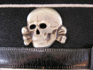 SS? Panzer? Cap Skull:  Real or Fake?