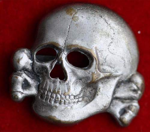 unknown original SS skull