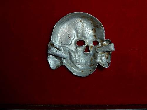 Unmarked  Halloween type SS skull