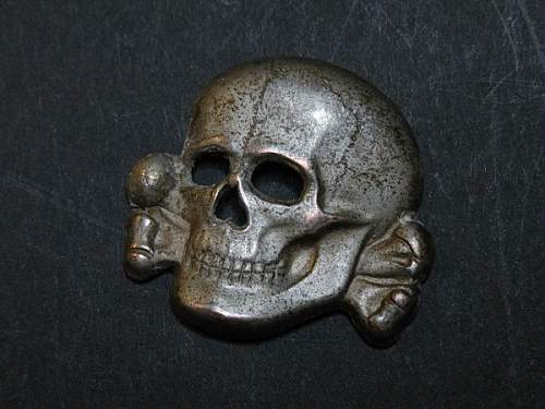 D &amp; S skull,or junk skull?