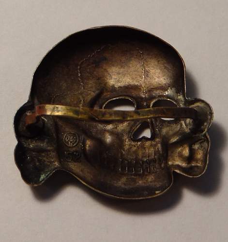 Ss scull cap insignia - authentic??