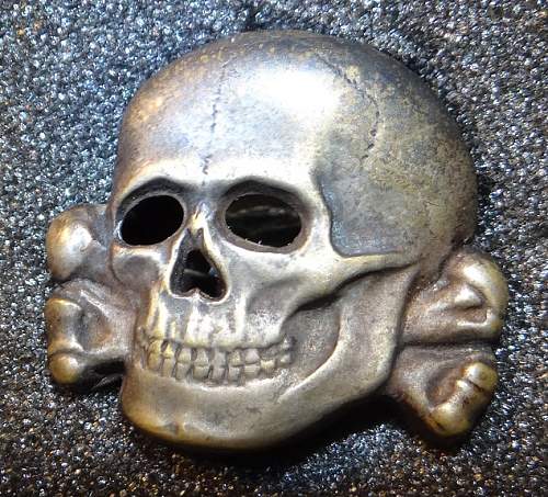 Ss scull cap insignia - authentic??