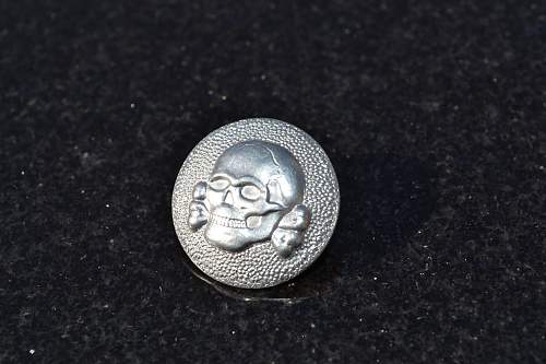 Help verifying SS-VT cap skull button?