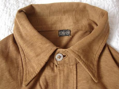 About the brown SS service shirt