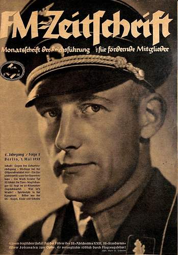 Schaub with cap without piping and the kepi with the leather peak, all in 1932!