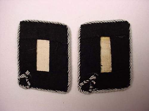 totenkopf collar tabs