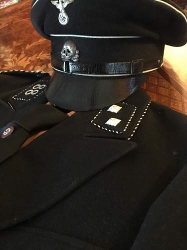 a black SS officer's cap of early make