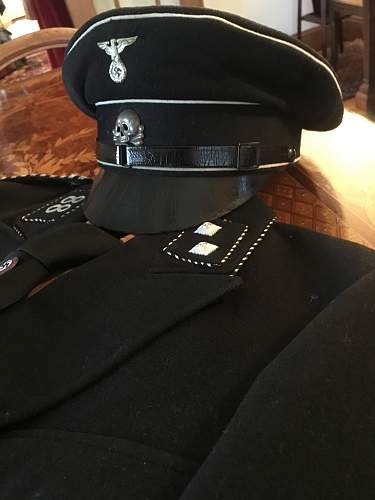 a black SS officer's cap of early make