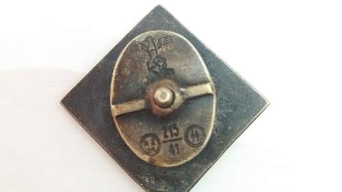 ss panzer totenkopf division pin