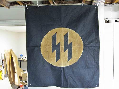 Original SS Flag??  Found in USA