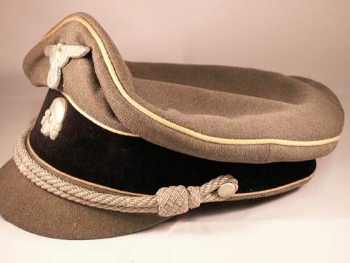 Grey SS enlisted/NCO cap with runic interior