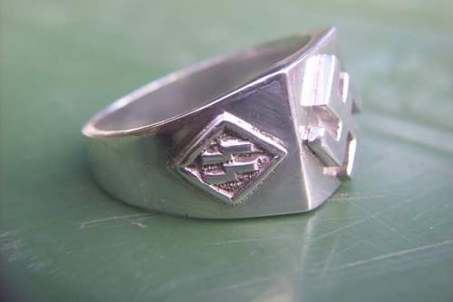 Well-executed fantasy ss ring?