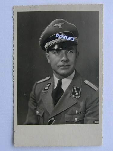 Closed-Collar Feldgrau A-SS Uniform