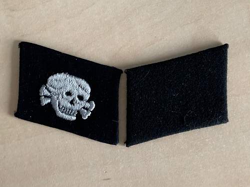 Dachau Totenkopf Collar tabs?