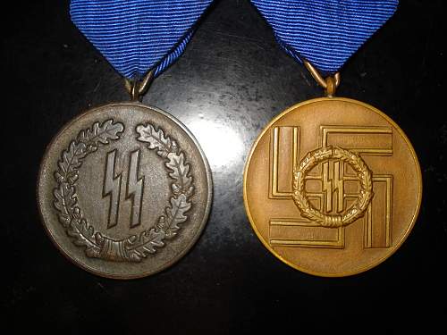 SS 4 &amp; 8 year service medals