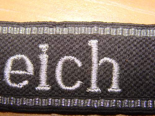 Fake Das Reich cuff title?