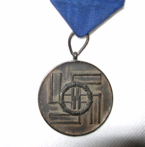 SS 4 &amp; 8 year service medals