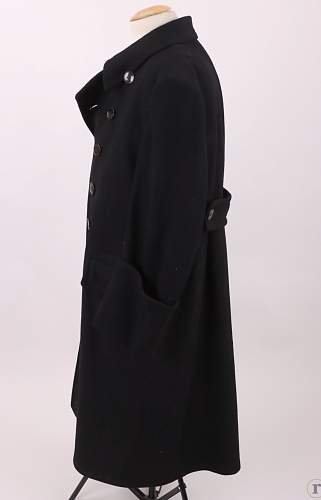 Allgemeine ss Austrian black coat original?