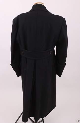 Allgemeine ss Austrian black coat original?