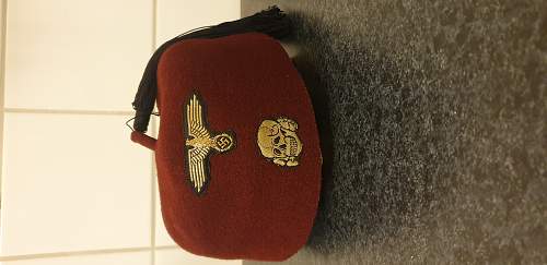 Real Waffen SS fez?