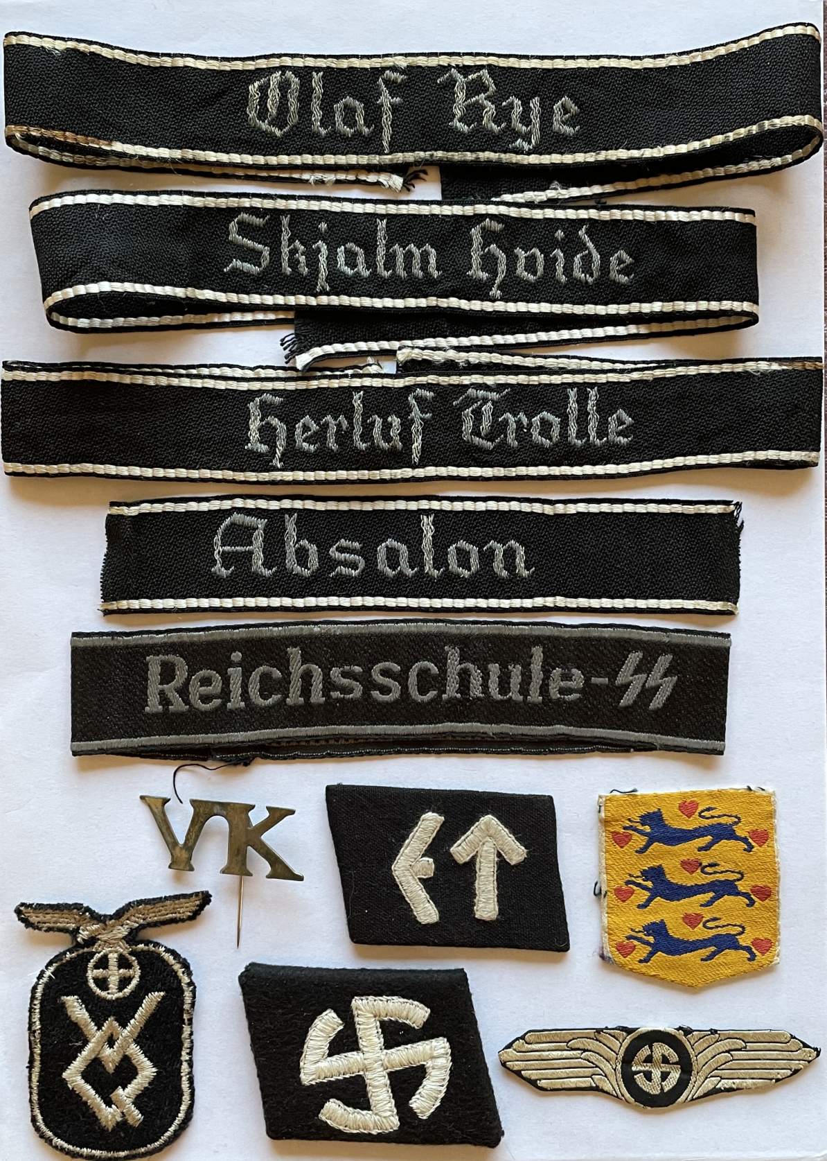 WW2 German, Soviet, Allied militaria, uniforms, awards, weapons history.  War relics forum