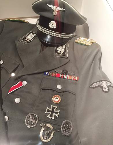 Reinhard Heydrich tunics, did any survive....