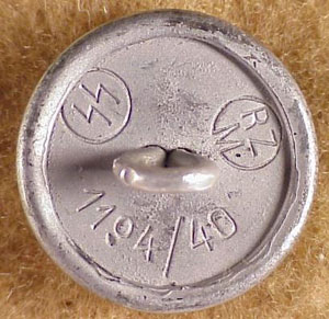 Totenkopf Button