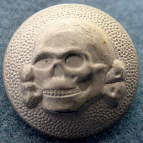 Totenkopf Button