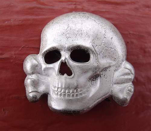 Totenkopf der SS real or fake?