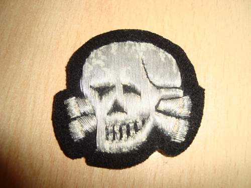 Skulls and Collar Tab / fine or not???