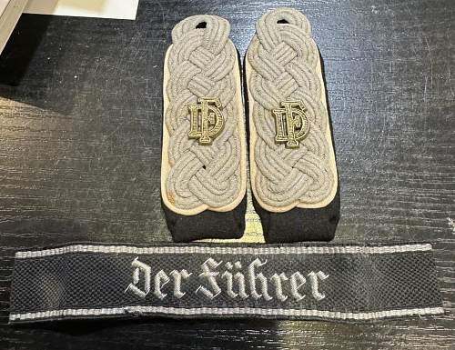 Ss officer der fuhrer cuff title and shoulder board with monogram