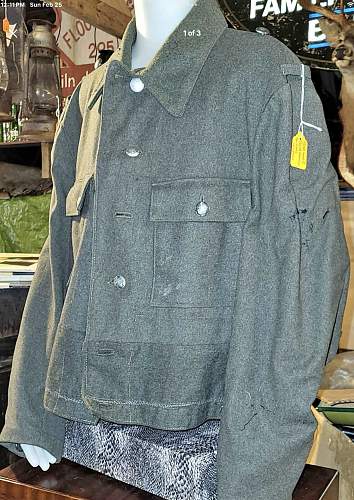 Stripped 1944 service blouse