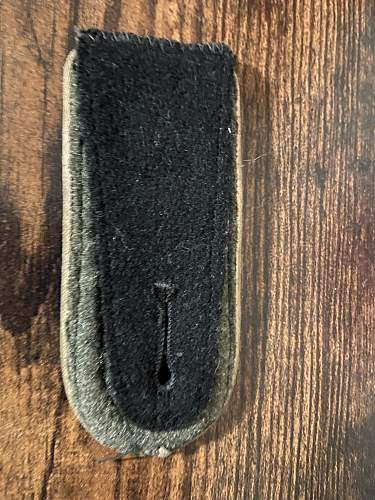 Is this an authentic SS shoulder board?