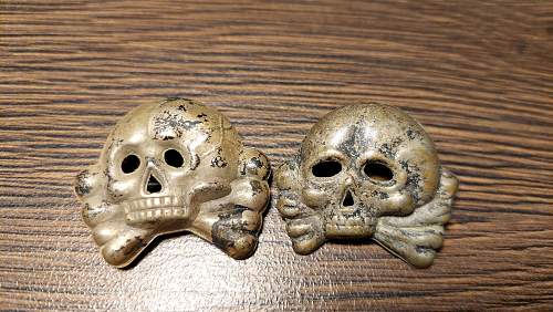 2x SS Allgemaine Skulls