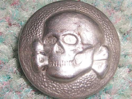 ss-vt cap skull buttons,original or fake