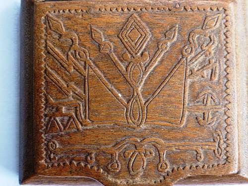 Cigarette case - oak - SS POW art?