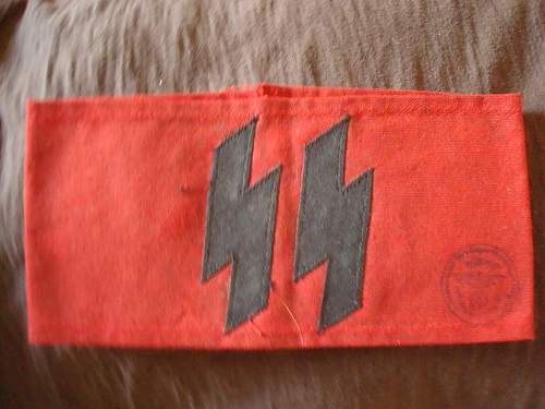 Red SS Armband - Real or Fake?