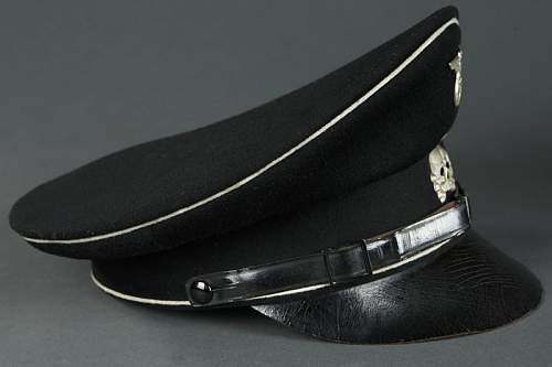 a black SS officer's cap of early make