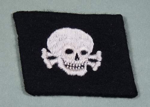 &quot;Pumpkinhead&quot; Totenkopf Collar Tab.