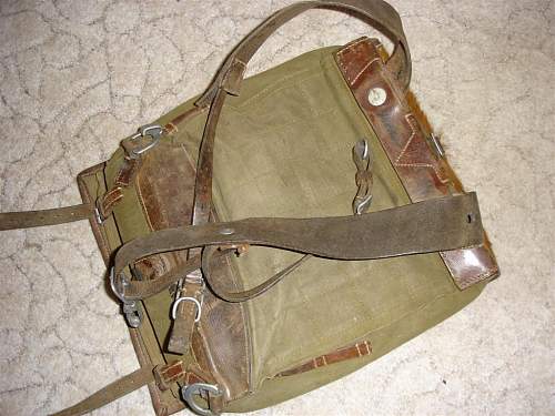 27th SS Volunteer Division Langemarck backpack.??