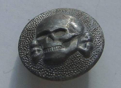 ss skull button