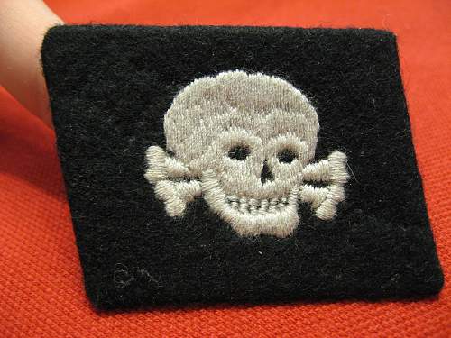 &quot;Pumpkinhead&quot; Totenkopf Collar Tab