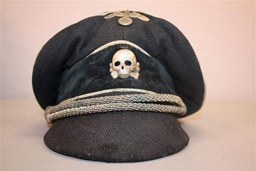 black SS field cap for officers, ca. 193X.