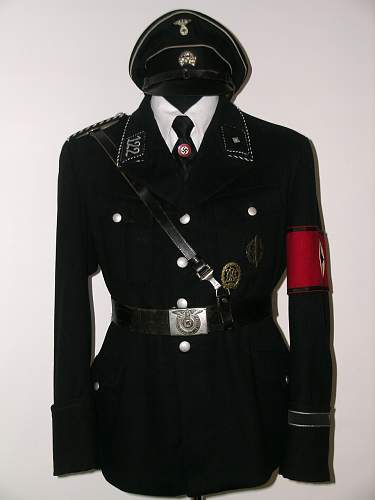 Allg. SS tunic with early visor