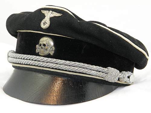 Help on Black SS officers visor